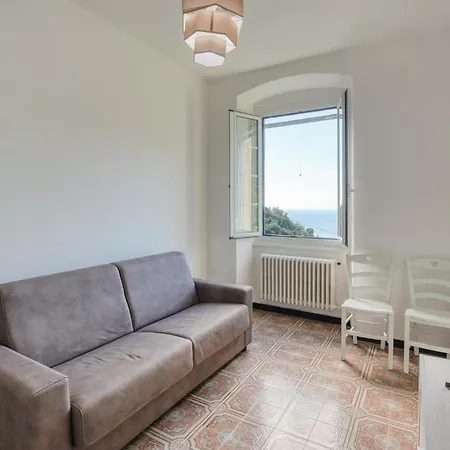 2 Bedroom Gorgeous In *