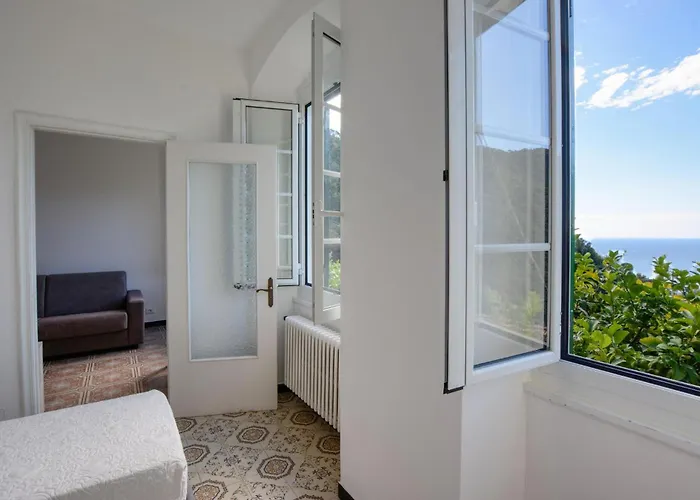 2 Bedroom Amazing In Lägenhet Semorile