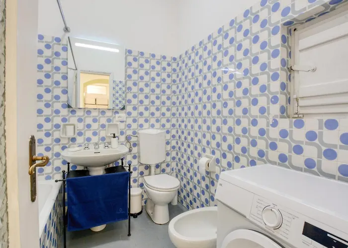 2 Bedroom Amazing In Lägenhet